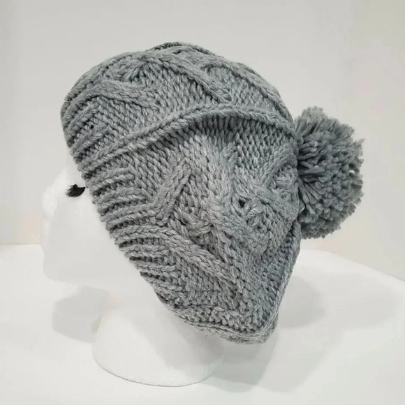 Steve Madden Cable-Knit Grey Beret - Picture 2 of 4